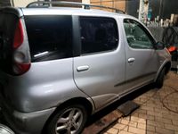 Gebraucht Toyota Yaris Verso 2001 Silber Van / Kleinbus