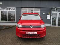 Gebraucht VW Caddy Basis 122 PS (89 kW) 2023 Rot Van / Kleinbus
