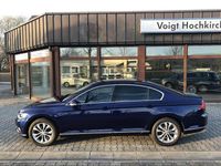 Gebraucht VW Passat Highline 150 PS (110 kW) 2019 Atlantik blue metallic Limousine