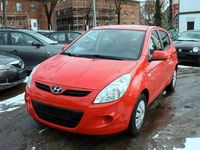 Gebraucht Hyundai i20 Edition 77 PS (56 kW) 2011 Rot Kleinwagen