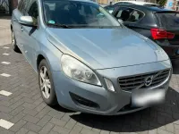 Gebraucht Volvo V60 205 PS (150 kW) 2011 Blau Kombi