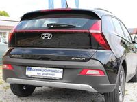Gebraucht Hyundai Bayon Select 101 PS (74 kW) 2021 Phantom black SUV