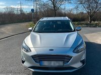 Gebraucht Ford Focus Cool & Connect 125 PS (91 kW) 2021 Silber Kombi