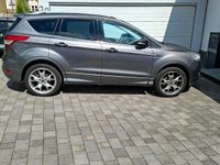 Gebraucht Ford Kuga Individual 182 PS (133 kW) 2014 Grau SUV