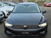 Gebraucht VW Passat 150 PS (110 kW) 2022 Grau Limousine