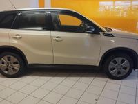 Gebraucht Suzuki Vitara 102 PS (75 kW) 2023 Beige SUV