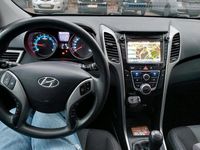 Gebraucht Hyundai i30 90 PS (66 kW) 2015 Grau Limousine