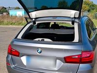 Gebraucht BMW 525 218 PS (160 kW) 2015 Grün Kombi