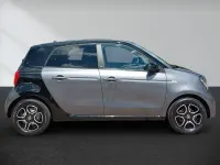 Gebraucht Smart ForFour 90 PS (66 kW) 2017 Grau Kleinwagen