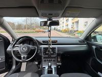 Gebraucht VW Passat 140 PS (102 kW) 2013 Schwarz Limousine
