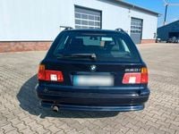 Usata BMW 520 170 CV (125 kW) 2001 Blu Station wagon