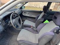 Gebraucht Mazda 323 143 PS (105 kW) 1988 Weiß Kleinwagen