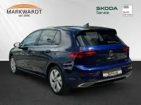Gebraucht VW Golf VIII Style 150 PS (110 kW) 2023 Atlantic blue metallic (metallic) Limousine