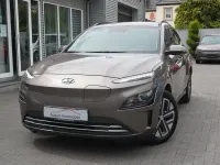 Gebraucht Hyundai Kona 100 kW (136 PS) 2022 Braun SUV