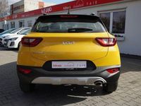 Gebraucht Kia Stonic 101 PS (74 kW) 2023 Gelb SUV