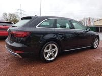 Używany Audi A4 S-Line 190 KM (139 kW) 2019 Czarny Kombi