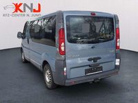 Gebraucht Renault Trafic 114 PS (83 kW) 2013 Blau Van / Kleinbus