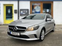 Gebraucht Mercedes A180 Urban 122 PS (89 kW) 2016 Silber Limousine