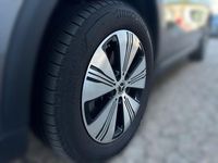 Gebraucht Mercedes EQA250+ 139 kW (190 PS) 2022 Grau SUV