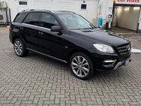 Gebraucht Mercedes ML350 258 PS (189 kW) 2012 Schwarz SUV