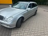 Gebraucht Mercedes E500 306 PS (225 kW) 2003 Silber Kombi