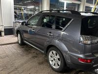 Gebraucht Mitsubishi Outlander 156 PS (114 kW) 2010 Grau SUV