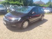Gebraucht Opel Astra Edition 140 PS (102 kW) 2013 Braun Kombi