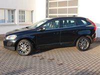 Gebraucht Volvo XC60 Pro 215 PS (158 kW) 2013 Black sapphire / metallic SUV