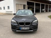 Gebraucht BMW X1 149 PS (109 kW) 2012 Schwarz SUV