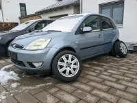 Gebraucht Ford Fiesta 80 PS (58 kW) 2005 Blau Kleinwagen