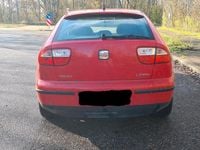 Usata Seat Leon 101 CV (74 kW) 2000 Rosso Utilitaria