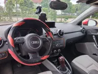Używany Audi A1 Design 150 KM (110 kW) 2011 Czerwony Hatchback