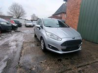 Gebraucht Ford Fiesta 95 PS (69 kW) 2013 Silber Kleinwagen