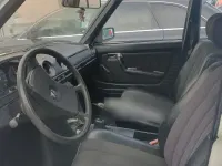 Gebraucht Mercedes 200 1982 Weiß Limousine