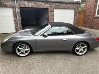 Gebraucht Porsche 911 Carrera 4 Cabriolet 320 PS (235 kW) 2002 Silber Cabrio