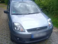 Gebraucht Ford Fiesta Ambiente 60 PS (44 kW) 2006 Blau Kleinwagen
