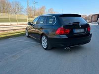 Second-hand BMW 325 Sport Line 204 CP (150 kW) 2010 Negru Break
