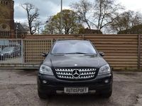 Gebraucht Mercedes ML320 224 PS (164 kW) 2007 Schwarz SUV