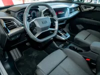 Używany Audi Q4 e-tron Advanced 210 kW (286 KM) 2025 Biały SUV