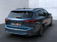 Gebraucht Ford Focus ST-Line X 155 PS (114 kW) 2024 Chromablau (metallic) Kombi