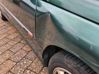 Gebraucht Renault Laguna 90 PS (66 kW) 1997 Grün Kombi