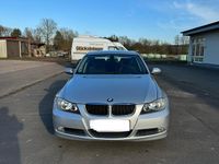 Gebraucht BMW 320 150 PS (110 kW) 2006 Silber Limousine