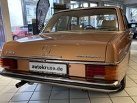 Gebraucht Mercedes W115 95 PS (69 kW) 1974 Byzangold Limousine