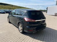 Gebraucht Ford S-MAX Titanium 179 PS (131 kW) 2017 Schwarz Van / Kleinbus