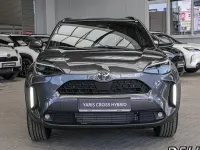 Neu Toyota Yaris Cross 130 PS (95 kW) 2025 Grau SUV