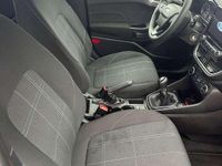 Gebraucht Ford Fiesta Cool & Connect 86 PS (63 kW) 2019 Blau Kleinwagen