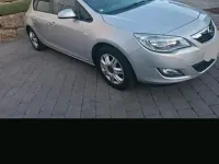 Gebraucht Opel Astra 120 PS (88 kW) 2011 Kleinwagen