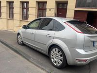 Second-hand Ford Focus 101 CP (74 kW) 2008 Argintiu Berlinǎ