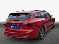 Usado Ford Focus ST-Line X 155 CV (114 kW) 2024 Rojo Familiar