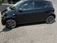 Gebraucht Smart ForFour 90 PS (66 kW) 2018 Schwarz Kleinwagen